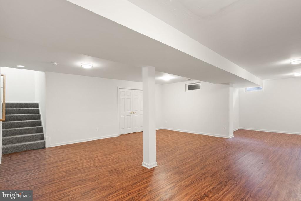20937 WINOLA TERRACE