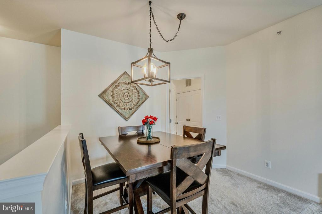 19466 PROMENADE DRIVE
