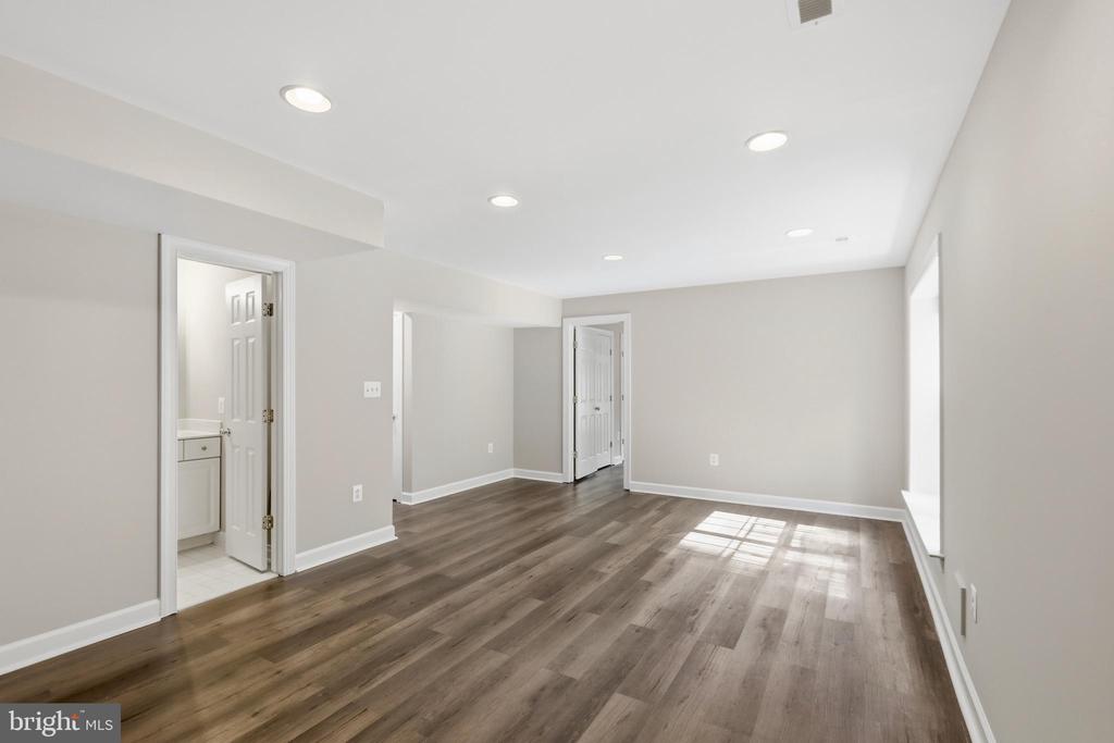 17432 BROWNSVILLE LANE