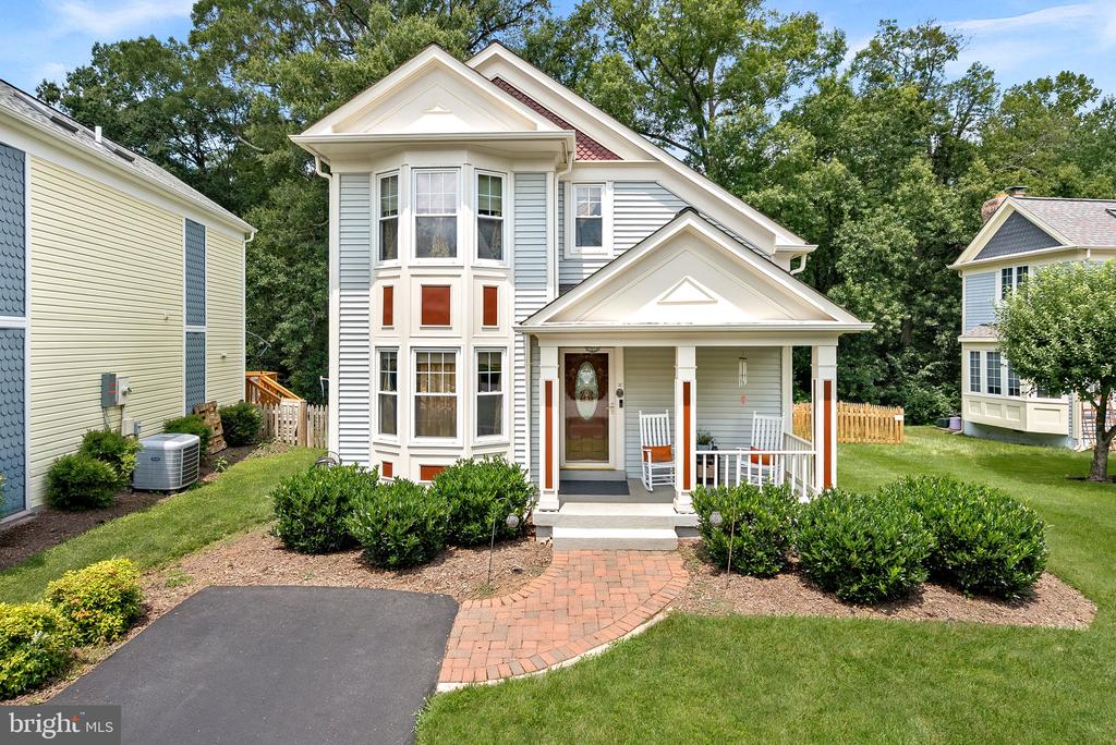 11 FERGUSON COURT