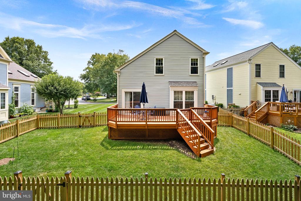 11 FERGUSON COURT