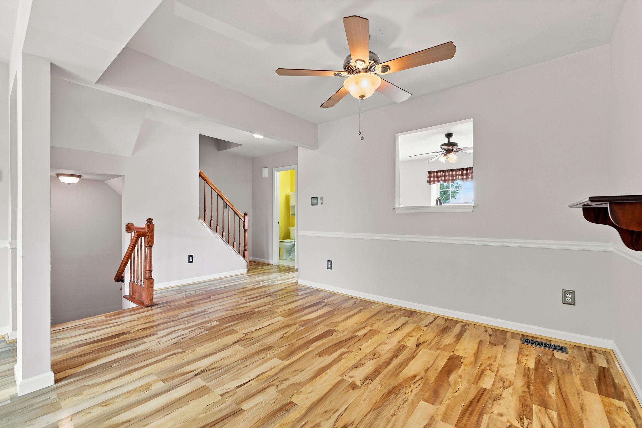 806 E VANDERBILT TERRACE SE