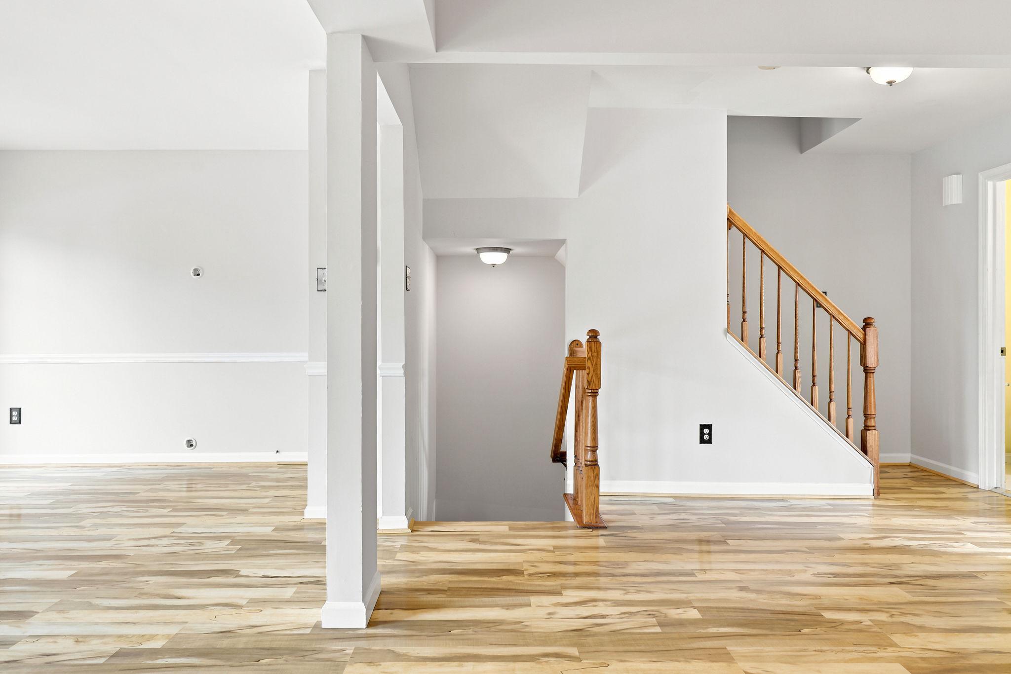 806 E VANDERBILT TERRACE SE