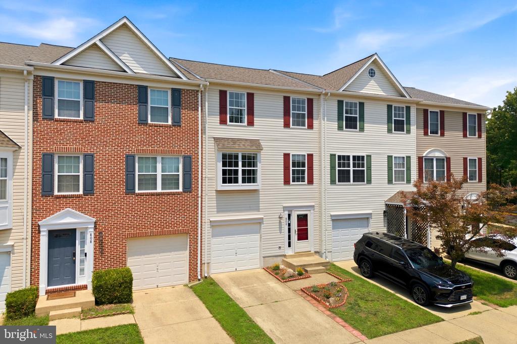 806 E VANDERBILT TERRACE SE