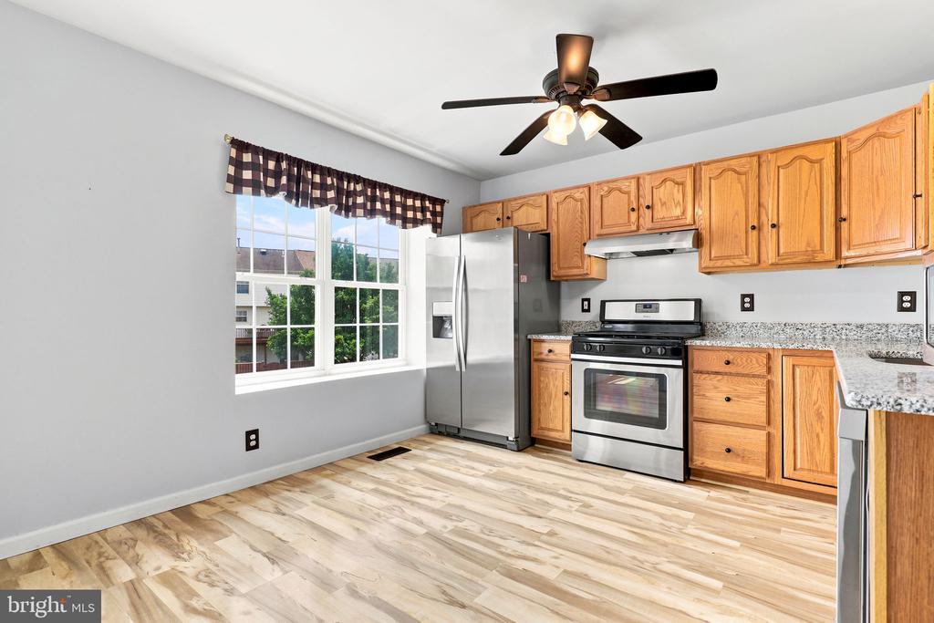 806 E VANDERBILT TERRACE SE