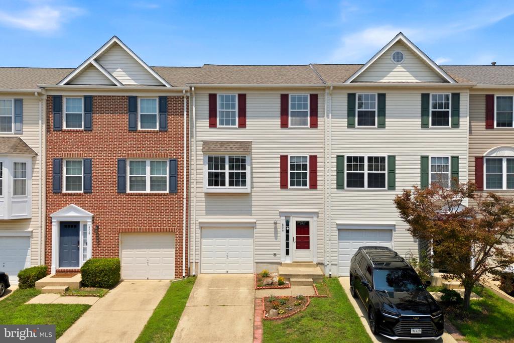 806 E VANDERBILT TERRACE SE