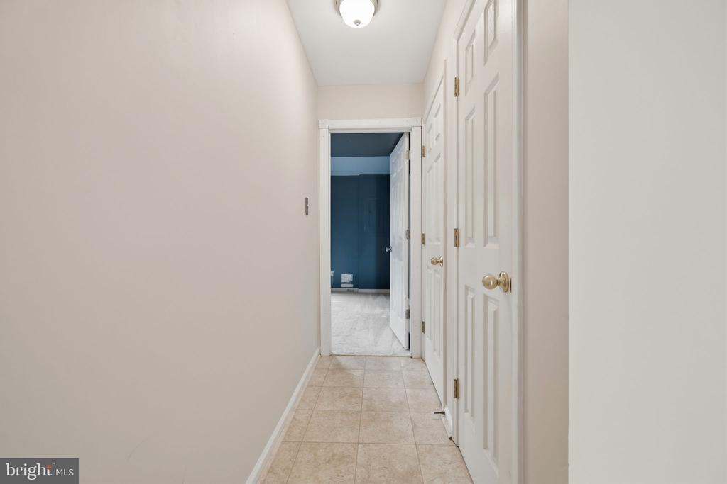 806 E VANDERBILT TERRACE SE