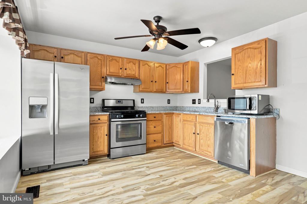806 E VANDERBILT TERRACE SE