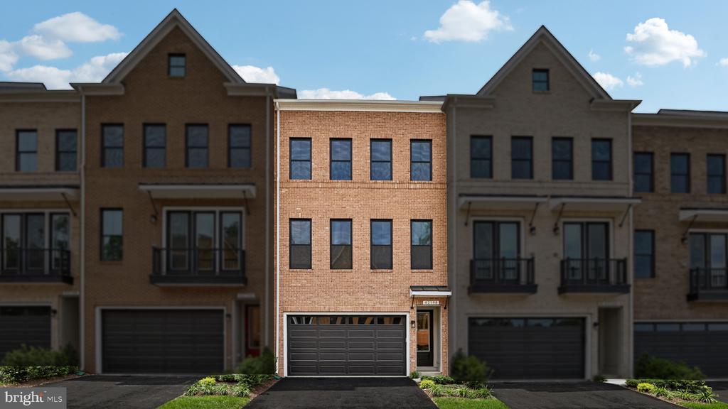 42198 SHINING STAR SQUARE Unit: HOMESITE 4534