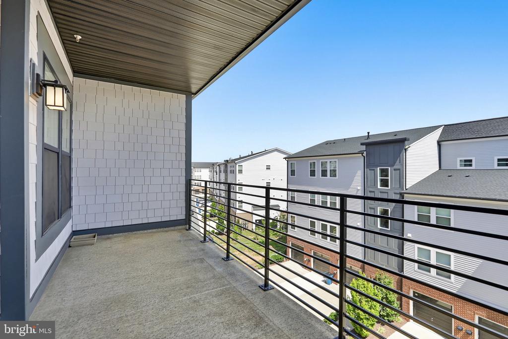 23650 HAVELOCK WALK TERRACE Unit: 407