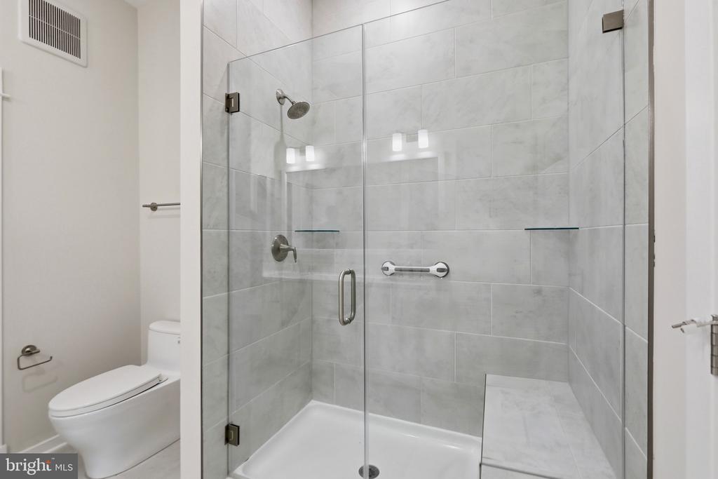 23650 HAVELOCK WALK TERRACE Unit: 407