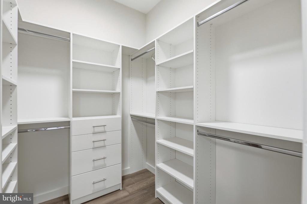 23650 HAVELOCK WALK TERRACE Unit: 407