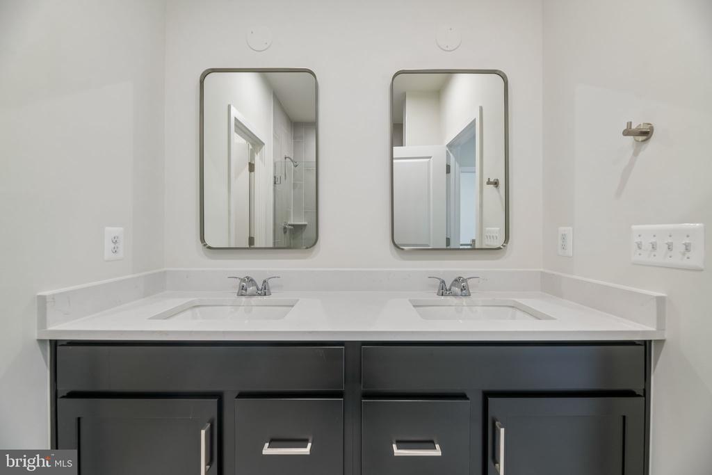 42223 PICASSO SQUARE Unit: HOMESITE 4332
