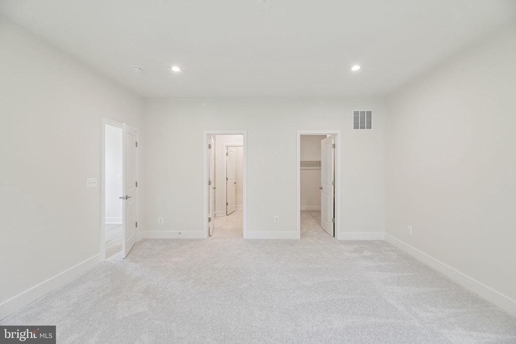 42223 PICASSO SQUARE Unit: HOMESITE 4332