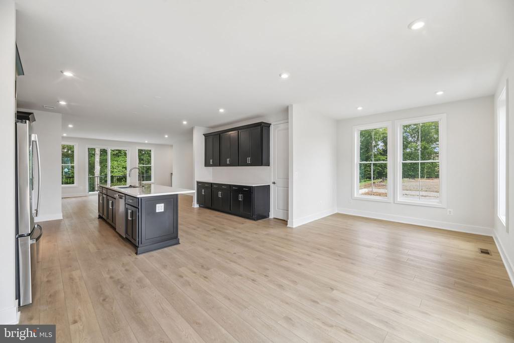 42223 PICASSO SQUARE Unit: HOMESITE 4332