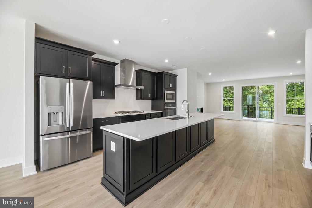 42223 PICASSO SQUARE Unit: HOMESITE 4332