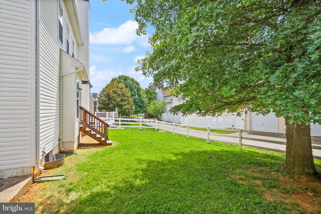 17481 TEDLER CIRCLE