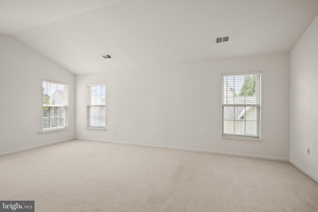 17481 TEDLER CIRCLE