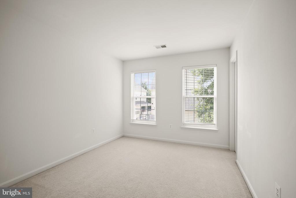17481 TEDLER CIRCLE