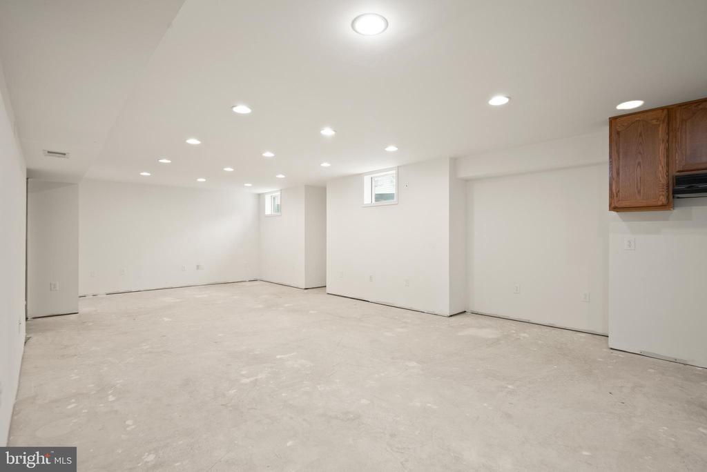 17481 TEDLER CIRCLE