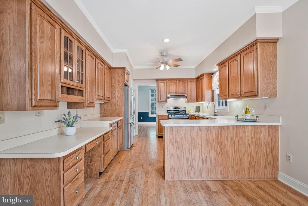 10 MEMORIAL DRIVE NW