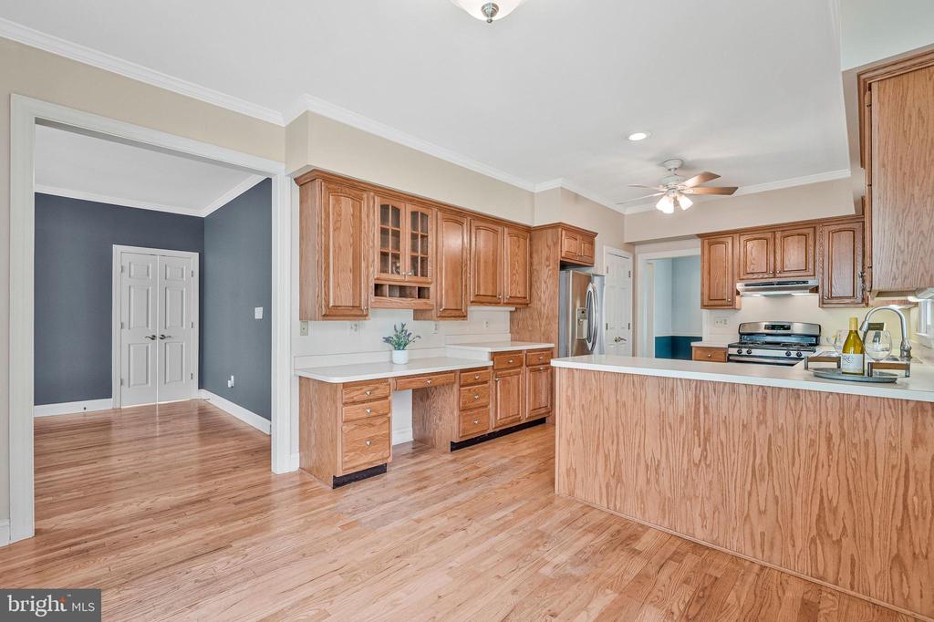 10 MEMORIAL DRIVE NW