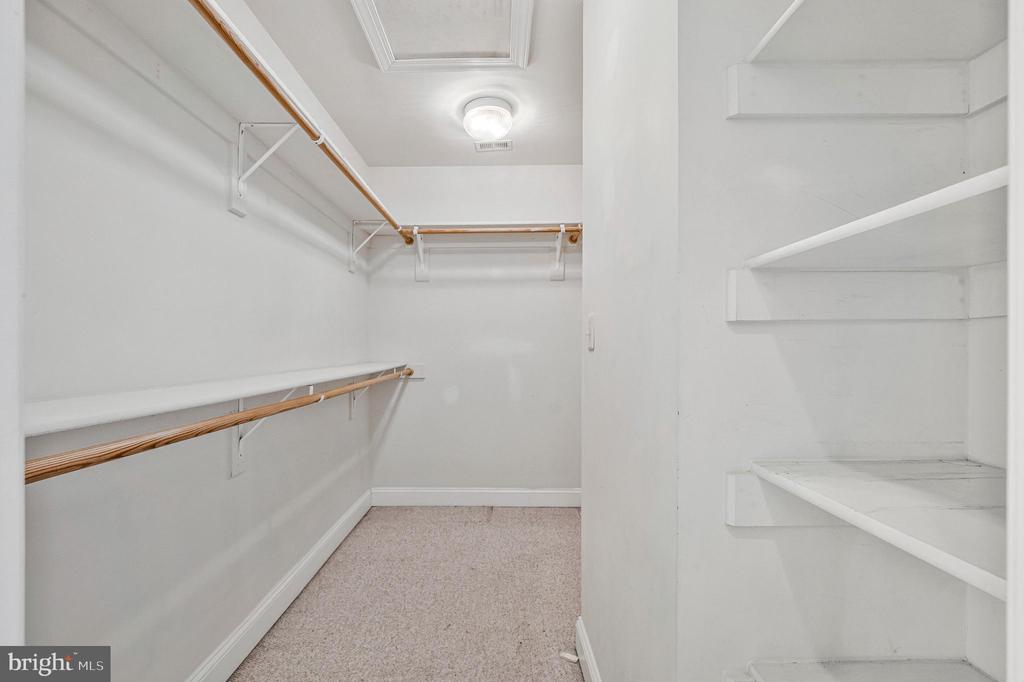 10 MEMORIAL DRIVE NW