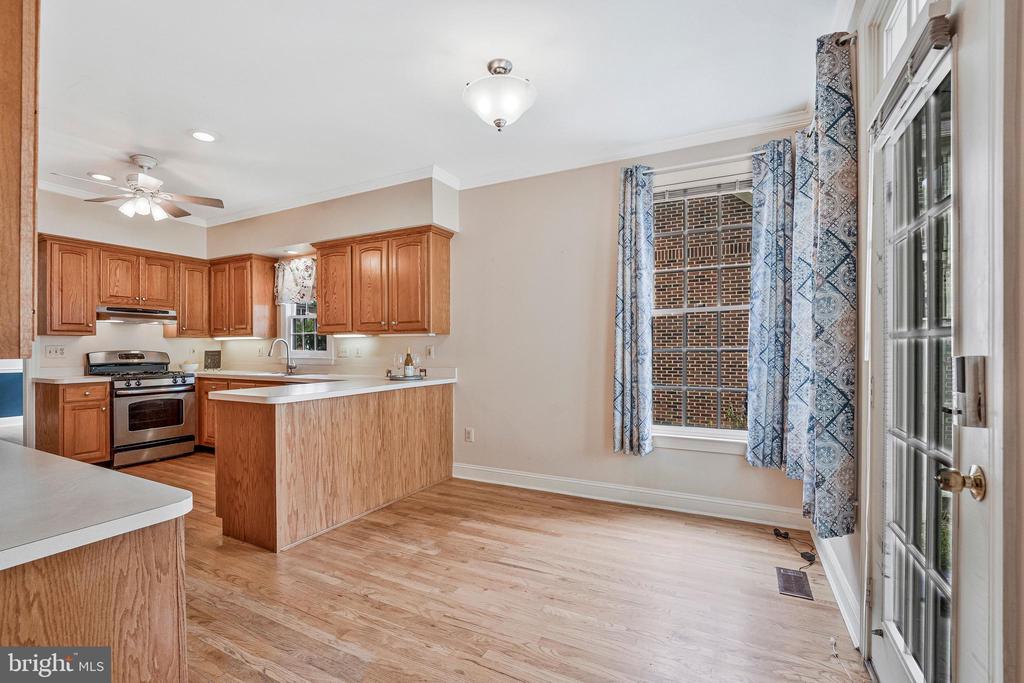 10 MEMORIAL DRIVE NW