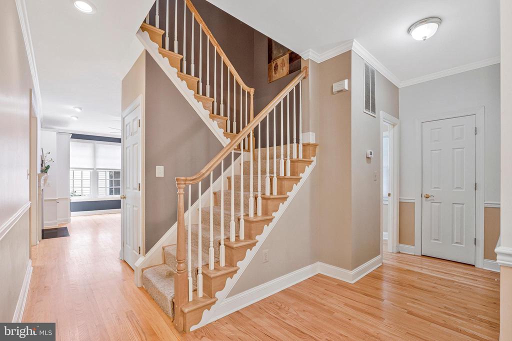 10 MEMORIAL DRIVE NW