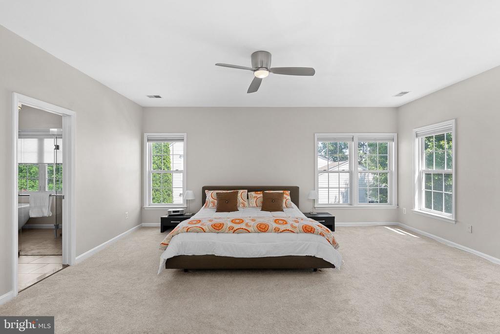 21553 CENTER POINT CIRCLE
