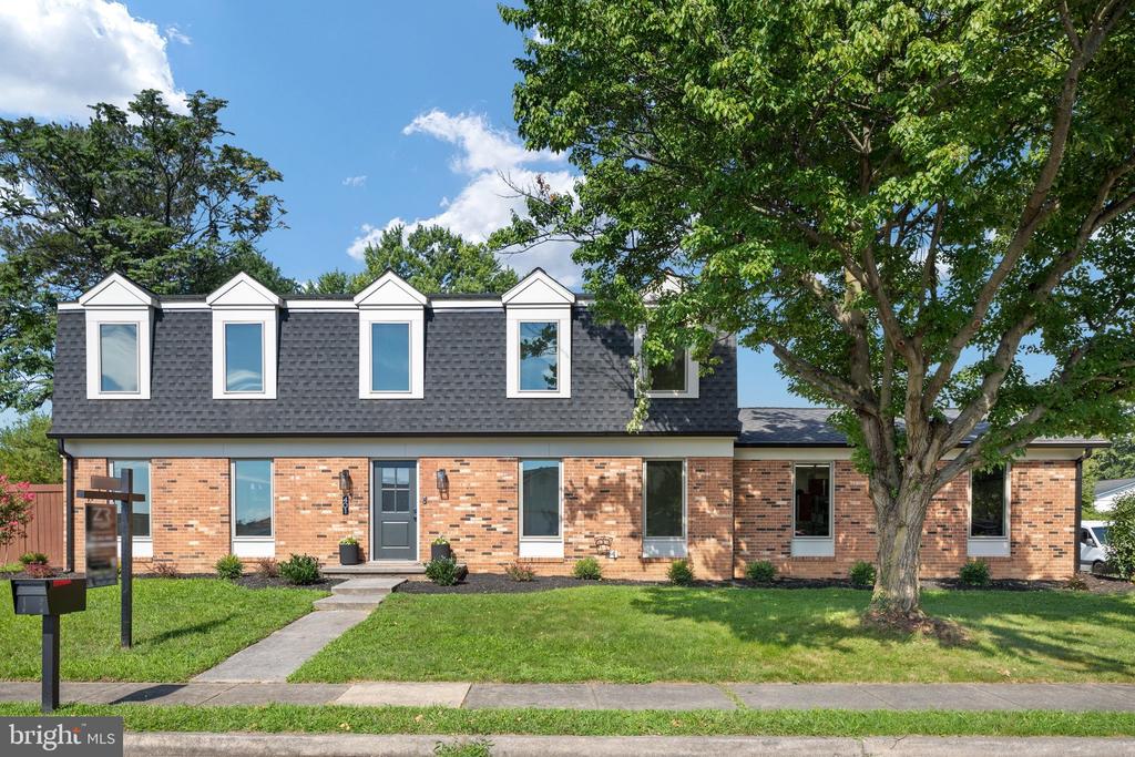 401 CRESTWOOD SW