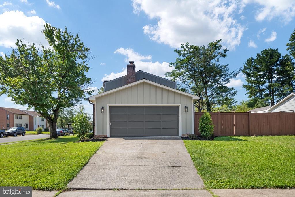 401 CRESTWOOD SW