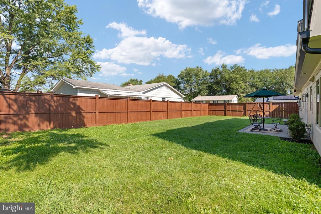 401 CRESTWOOD SW