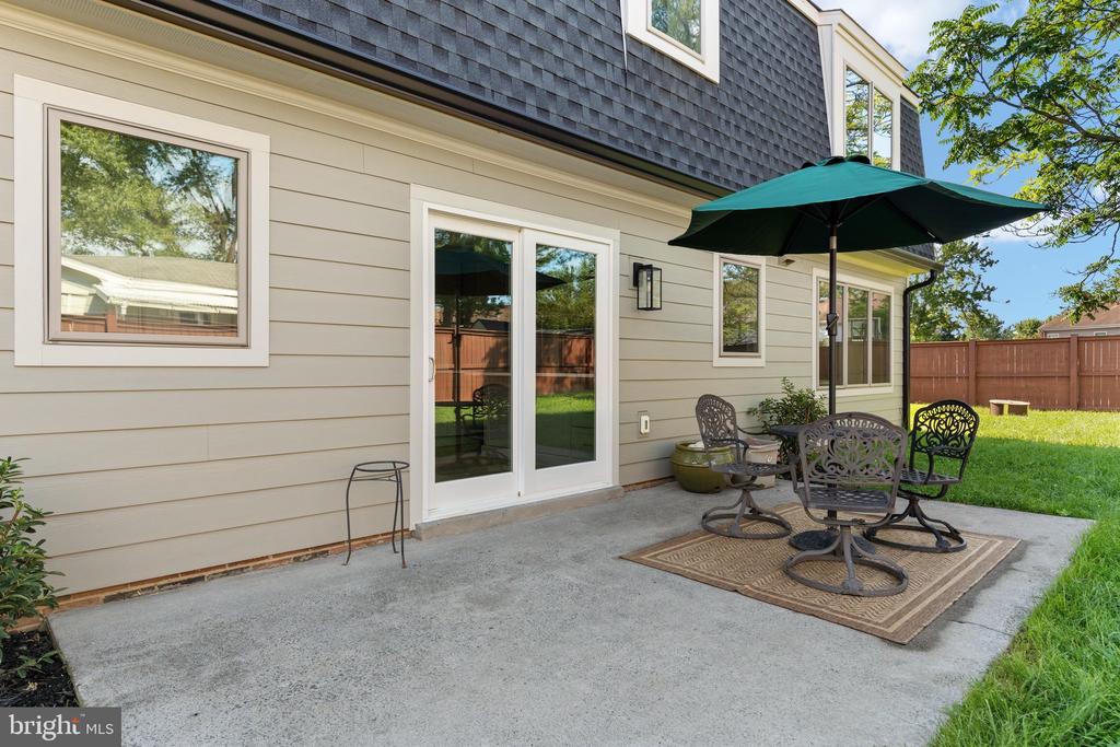 401 CRESTWOOD SW