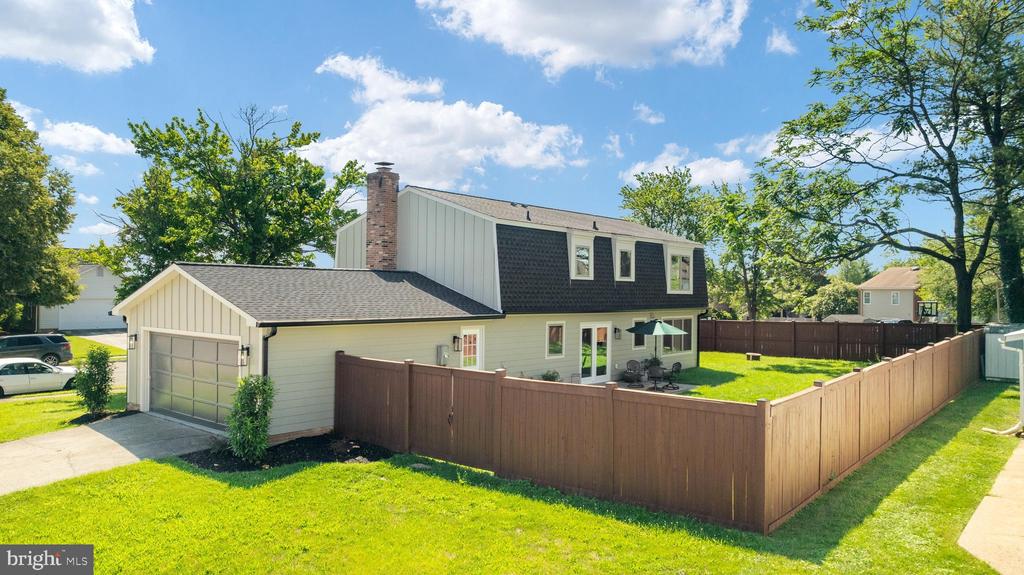 401 CRESTWOOD SW