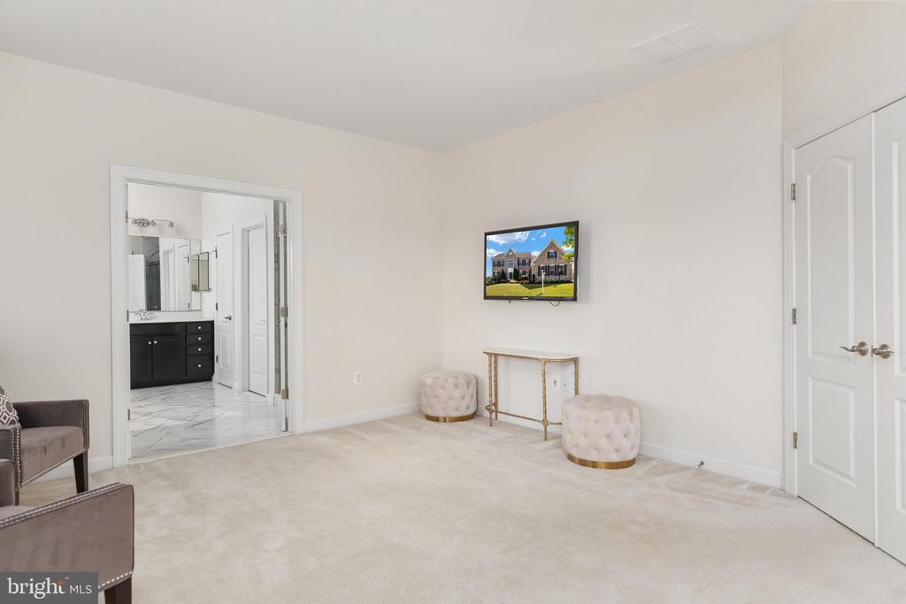 1407 BALDERSTON COURT NE