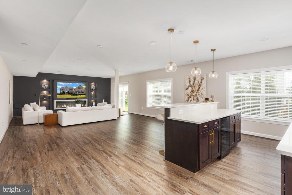 1407 BALDERSTON COURT NE