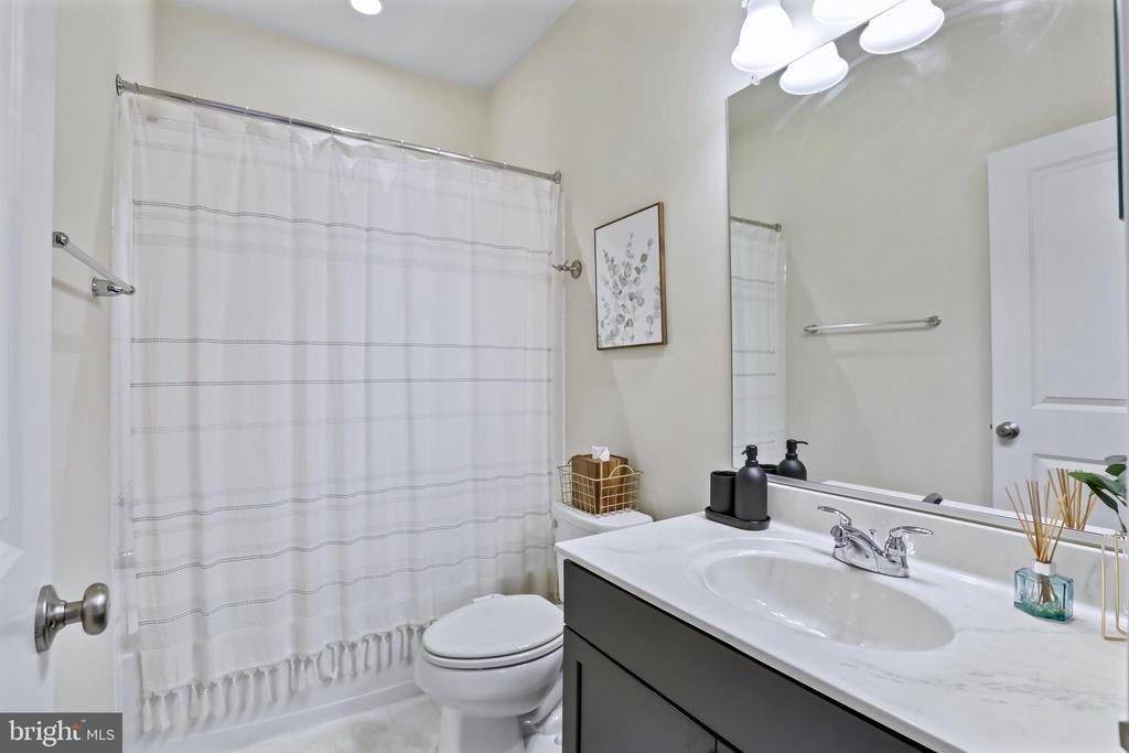 22462 CAMBRIDGEPORT SQUARE