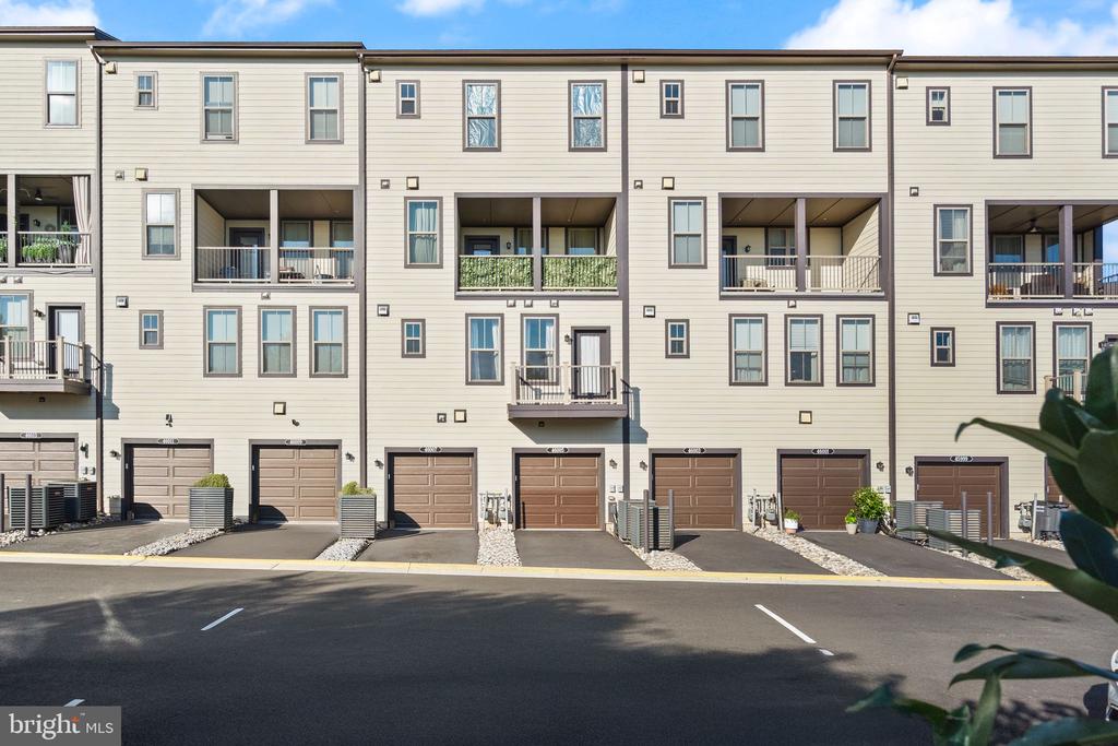 46005 WOODPECKER SQUARE