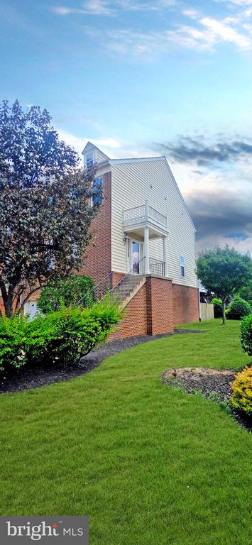 22585 WELBORNE MANOR SQUARE