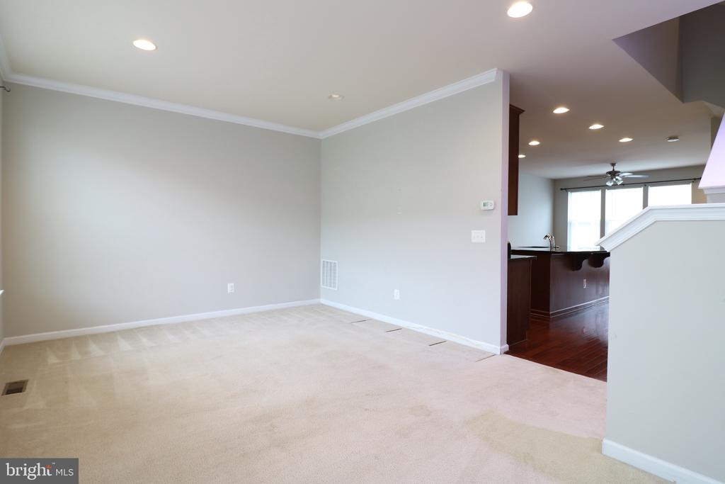 25585 FELTRE TERRACE