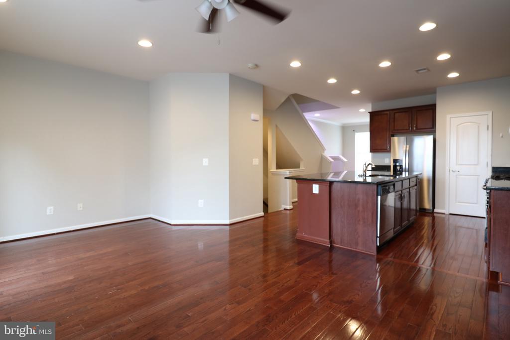 25585 FELTRE TERRACE