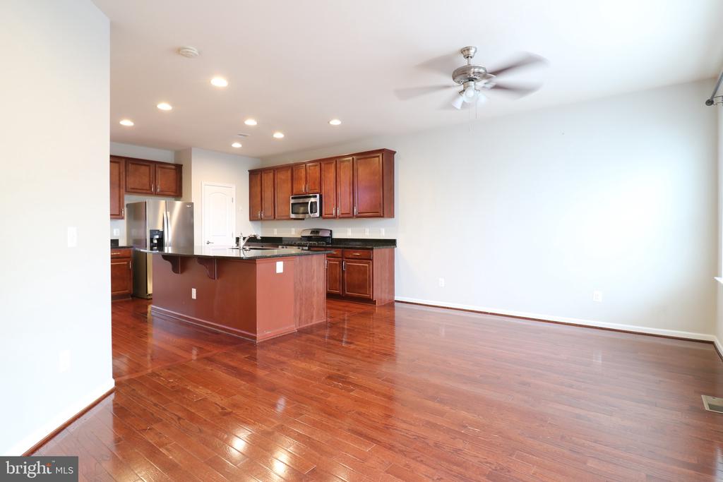 25585 FELTRE TERRACE