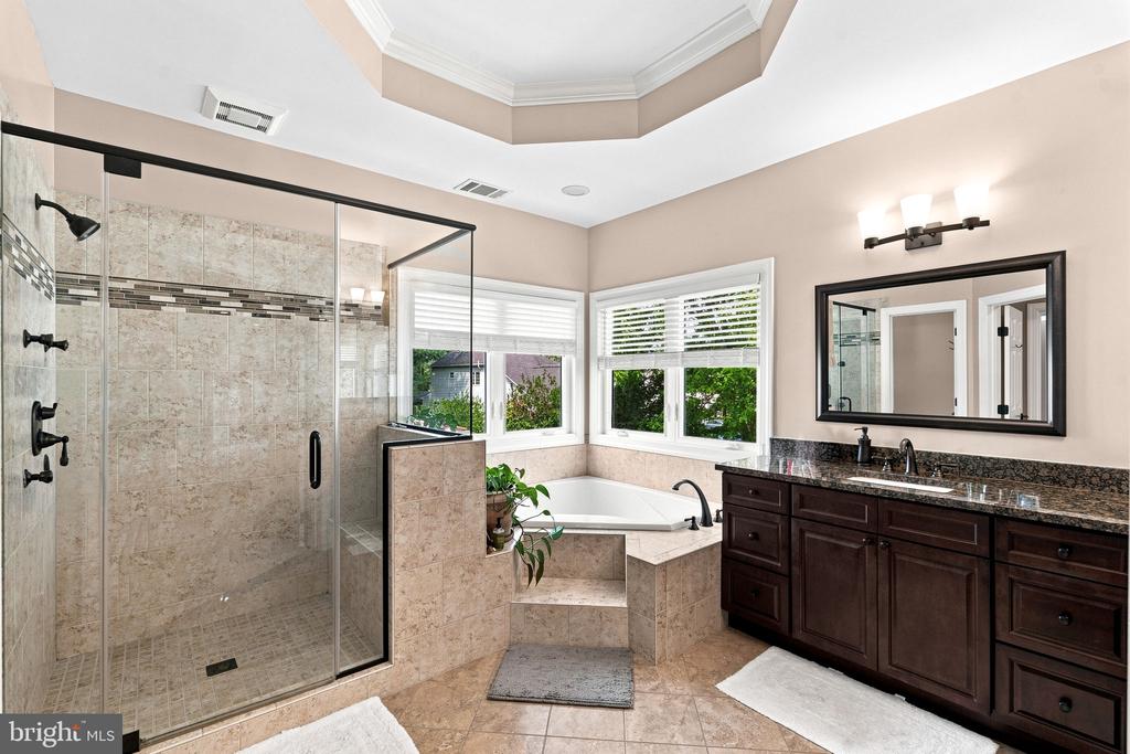 21476 GLEBE VIEW DRIVE