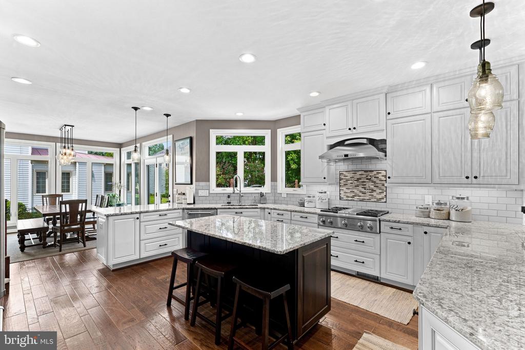 21476 GLEBE VIEW DRIVE