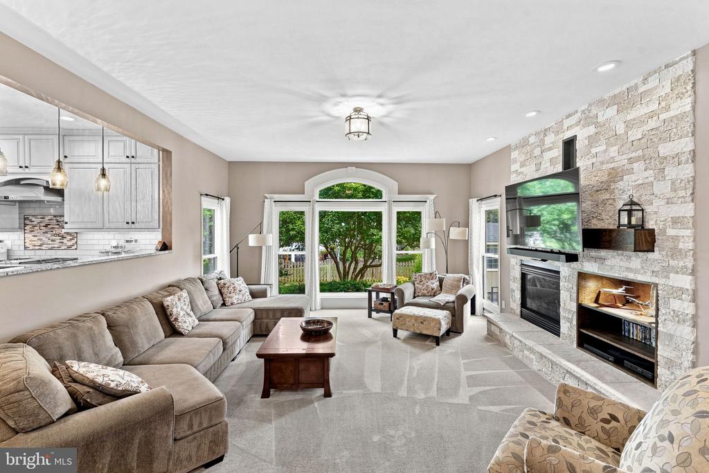 21476 GLEBE VIEW DRIVE