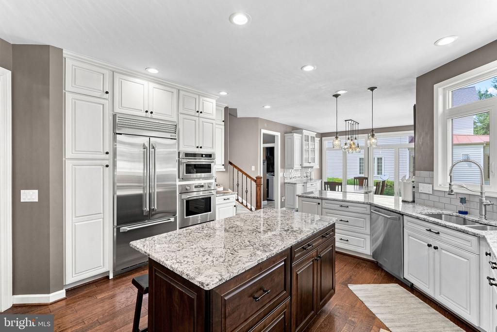 21476 GLEBE VIEW DRIVE