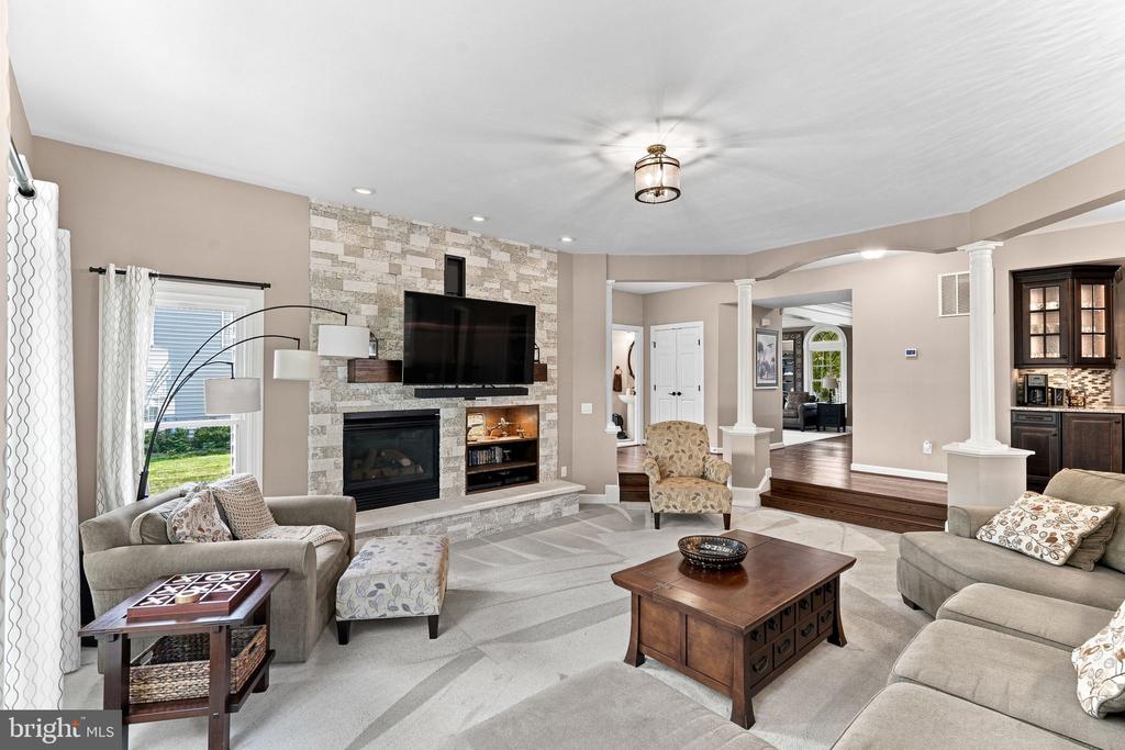 21476 GLEBE VIEW DRIVE