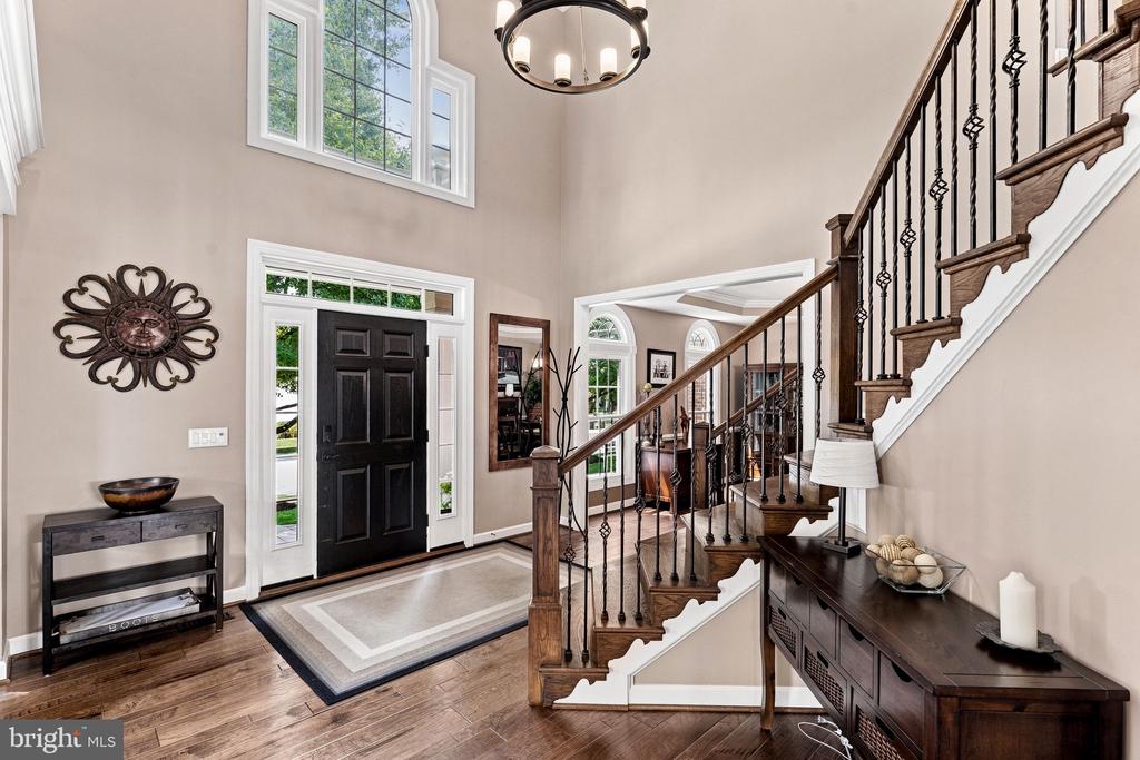21476 GLEBE VIEW DRIVE
