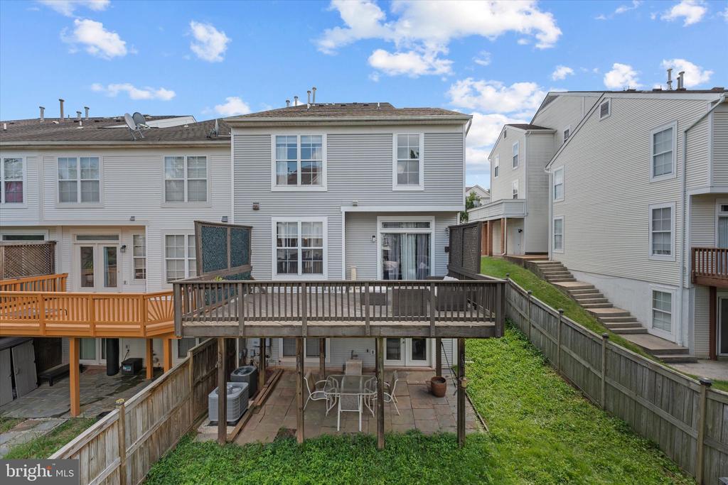 20414 COOL FERN SQUARE